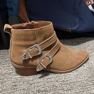 Lightly used Steve Madden suede like booties with double buckles